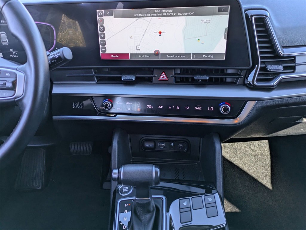 Used 2024 Kia Sportage EX image 32