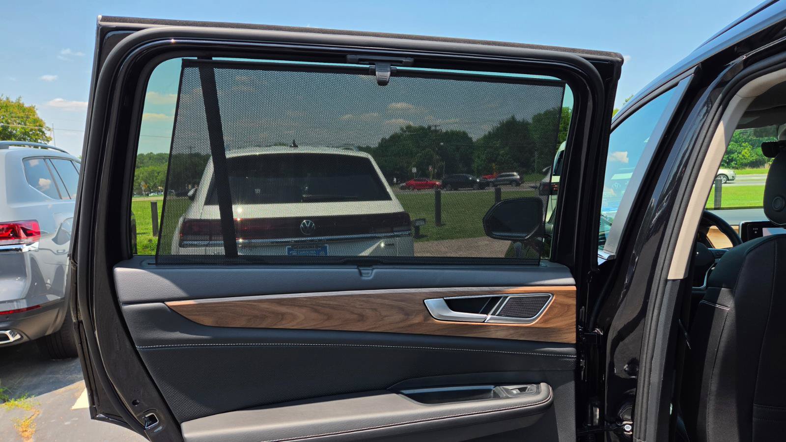 Used 2026 Volkswagen Atlas SE FWD image 44