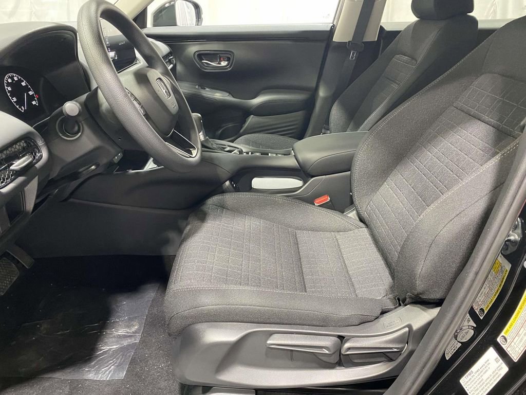 New 2026 Honda HR-V LX image 13