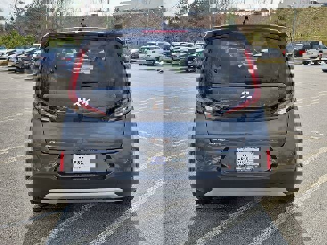 Used 2023 Kia Soul LX w/ Option Group 015 image 5