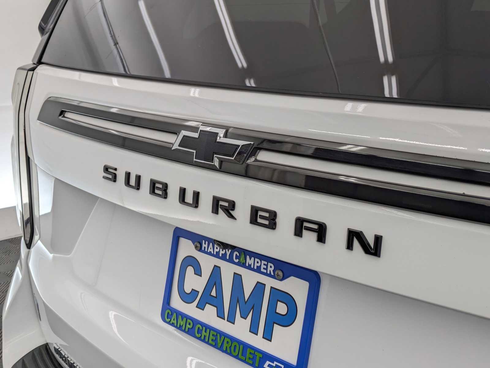 Used 2021 Chevrolet Suburban RST AWD/4WD image 12