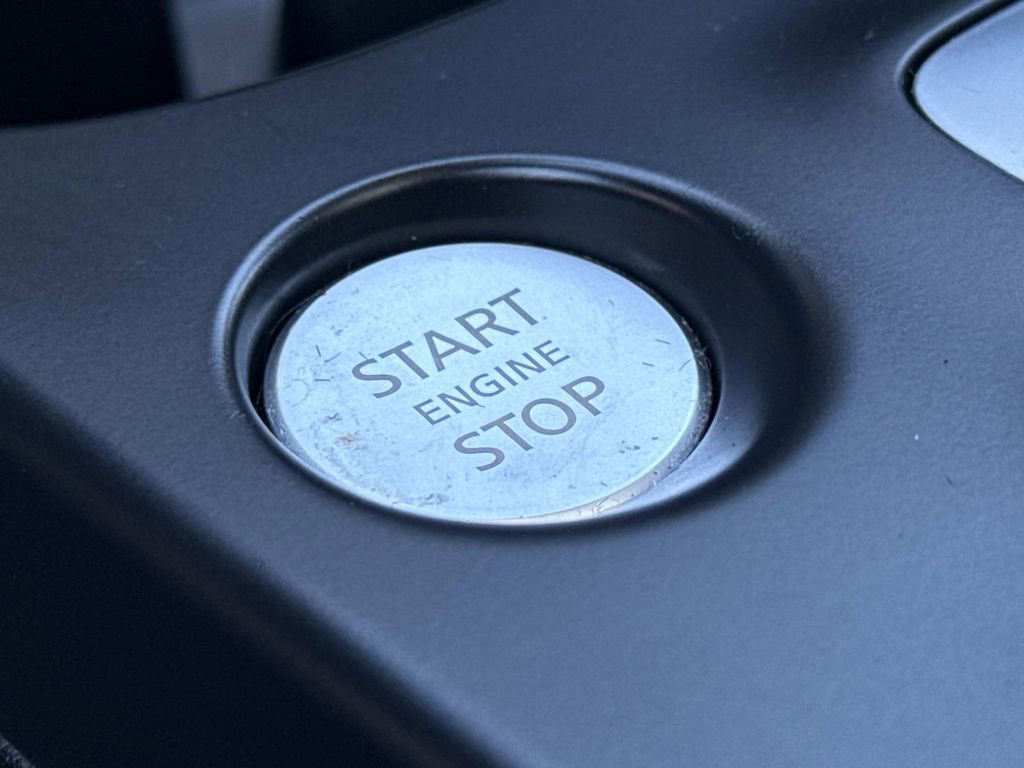 Used 2024 INFINITI QX50 Luxe image 8