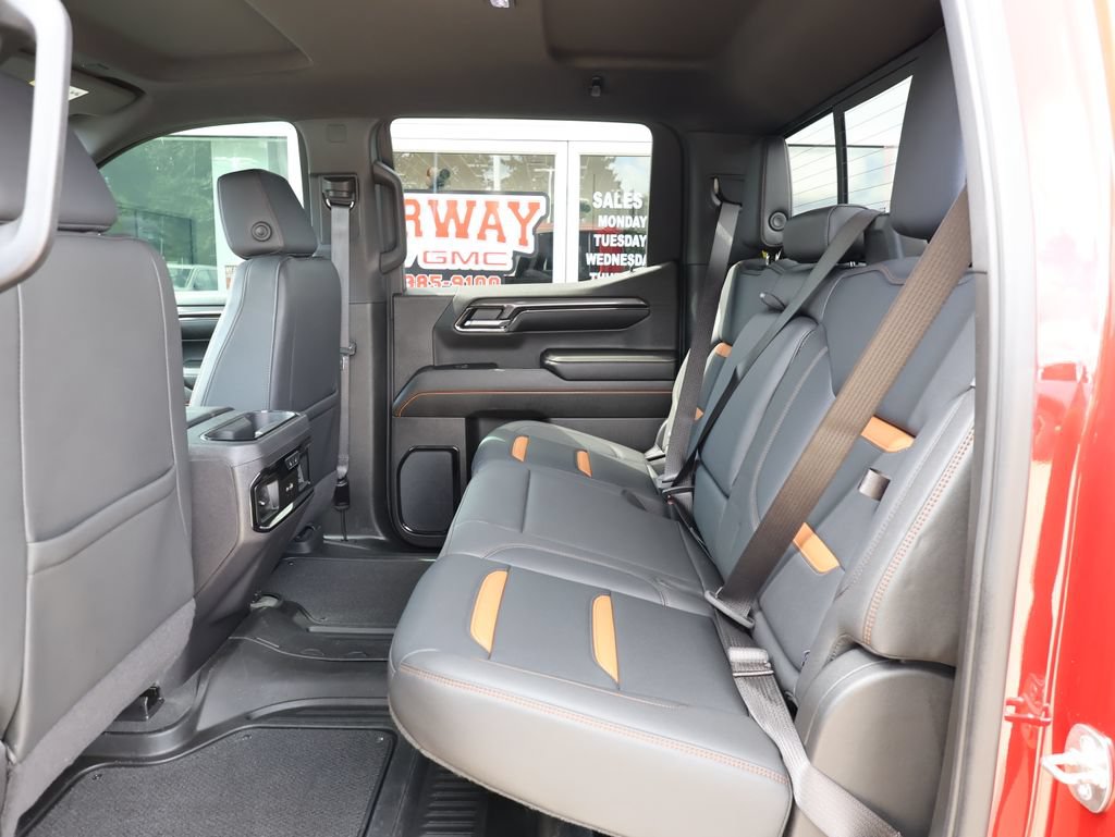 Certified 2024 GMC Sierra 1500 AT4 w/ Technology Package AWD/4WD image 27