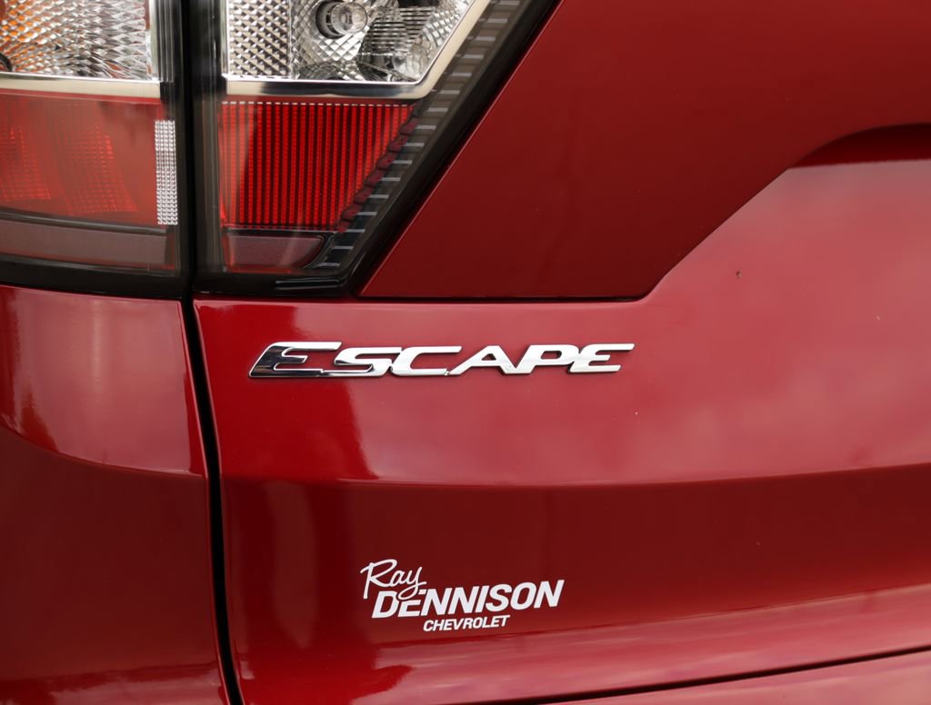 Used 2017 Ford Escape Titanium AWD/4WD image 35