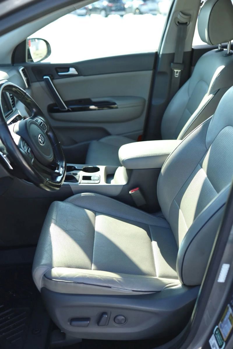 Used 2018 Kia Sportage SX image 16