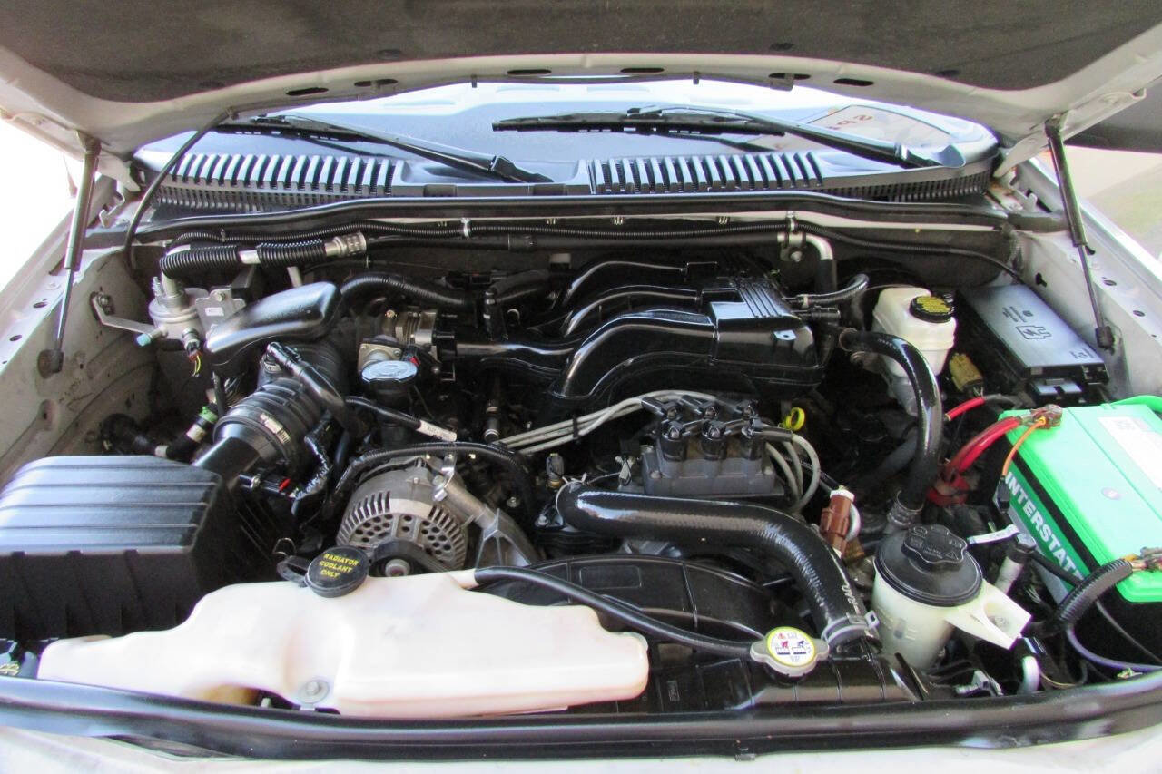 Used 2008 Ford Explorer XLT RWD image 38