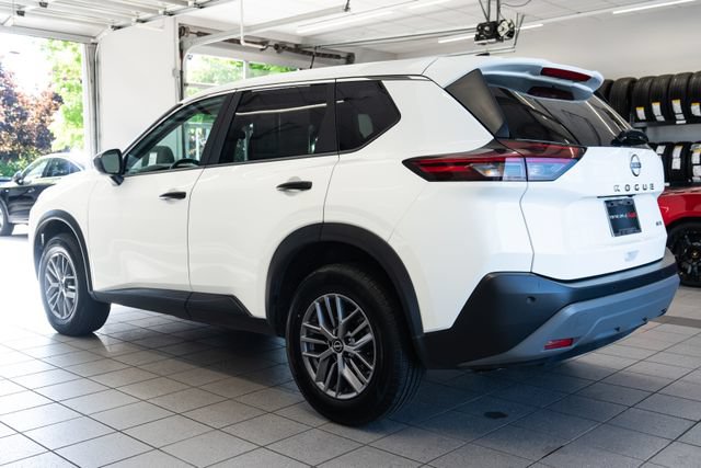 Used 2023 Nissan Rogue S AWD/4WD image 4