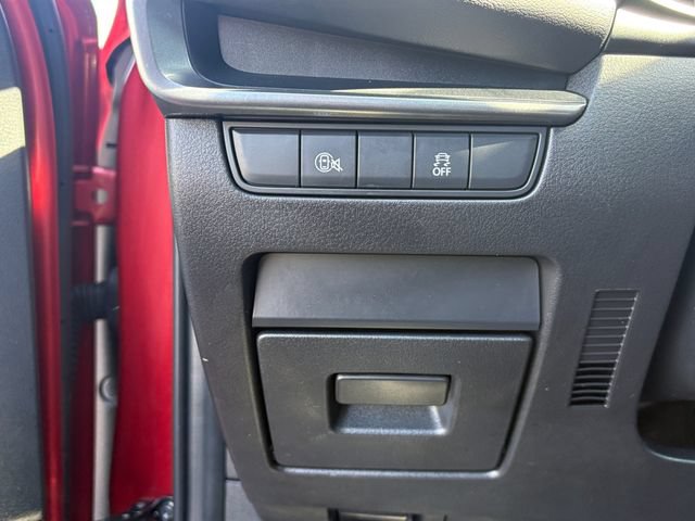 Used 2024 MAZDA MAZDA3 s FWD image 25
