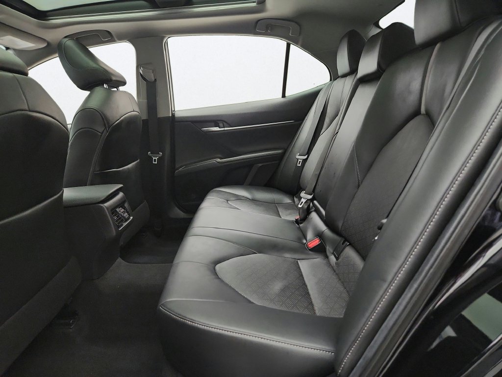 Used 2021 Toyota Camry XSE FWD image 28
