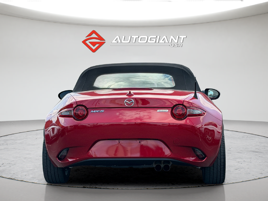 Used 2017 MAZDA MX-5 Miata Grand Touring RWD image 8