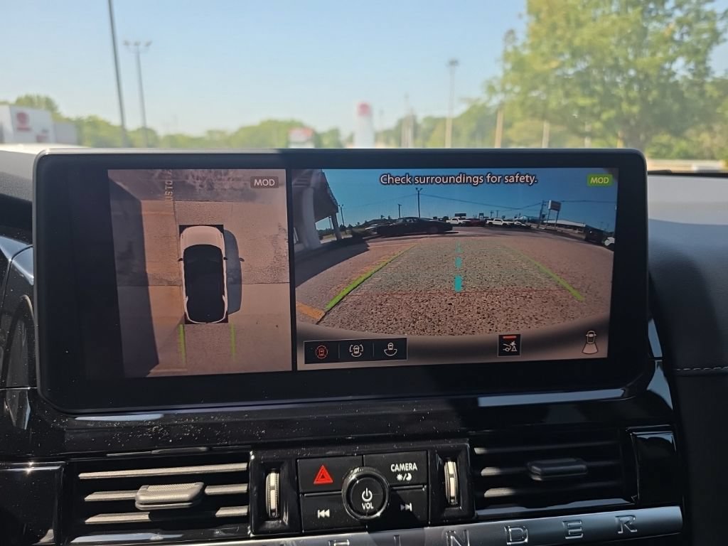 New 2026 Nissan Pathfinder SL AWD/4WD image 23