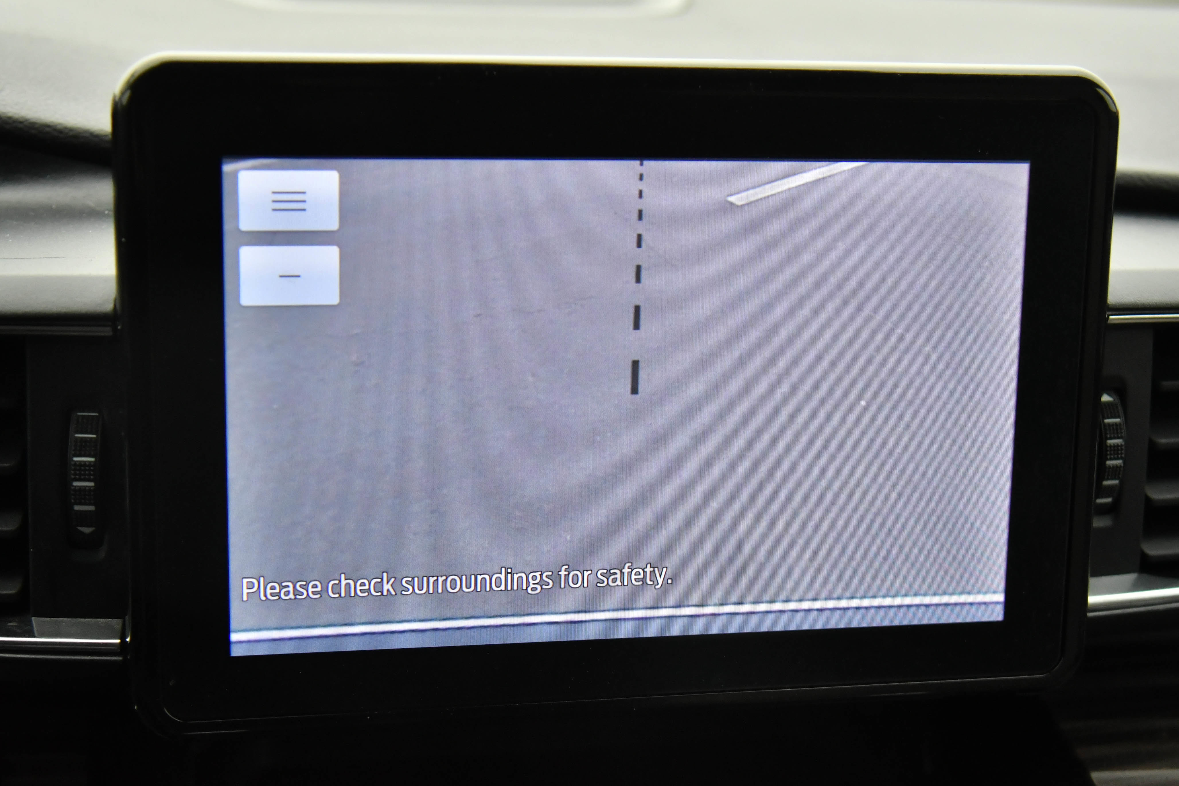 Used 2021 Ford Explorer Limited w/ Equipment Group 301A image 21