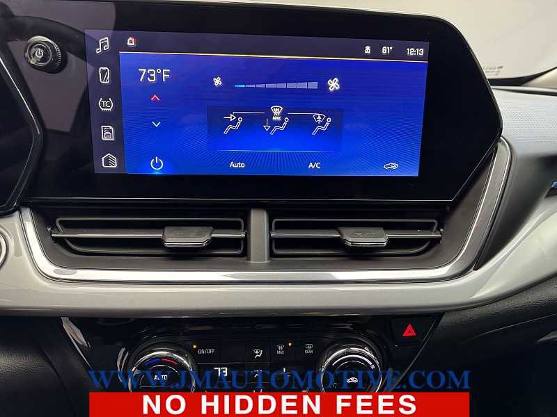 Used 2024 Chevrolet Trax LT w/ Driver Confidence Package image 26