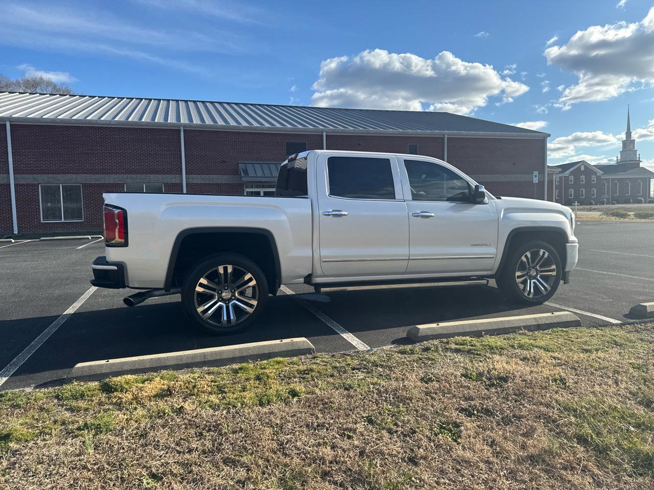 Used 2018 GMC Sierra 1500 Denali w/ Denali Ultimate Package image 4