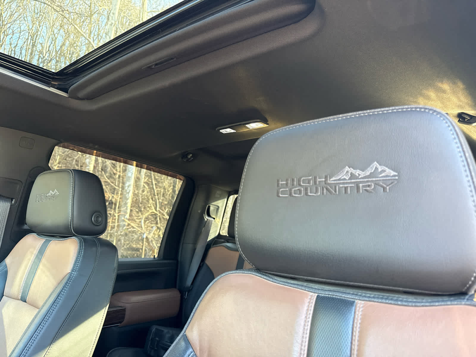 Used 2020 Chevrolet Silverado 3500 High Country w/ LPO, Hitch Package image 16