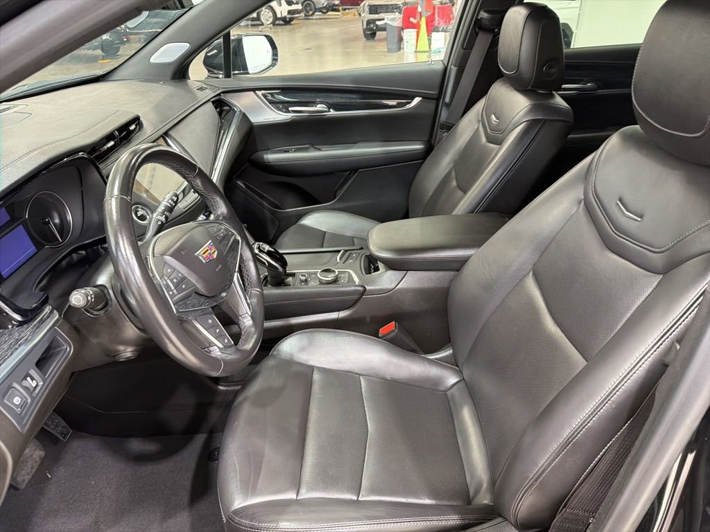 Used 2023 Cadillac XT5 Premium Luxury image 12