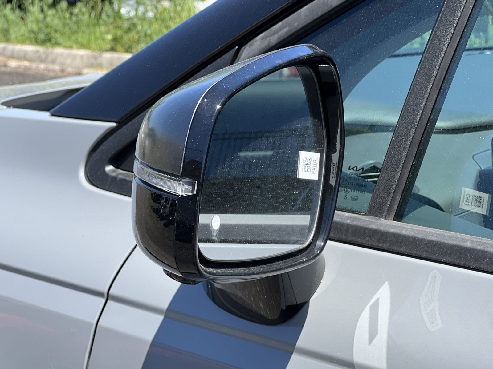 New 2026 Kia Carnival SX w/ SX Dark Edition Package FWD image 15