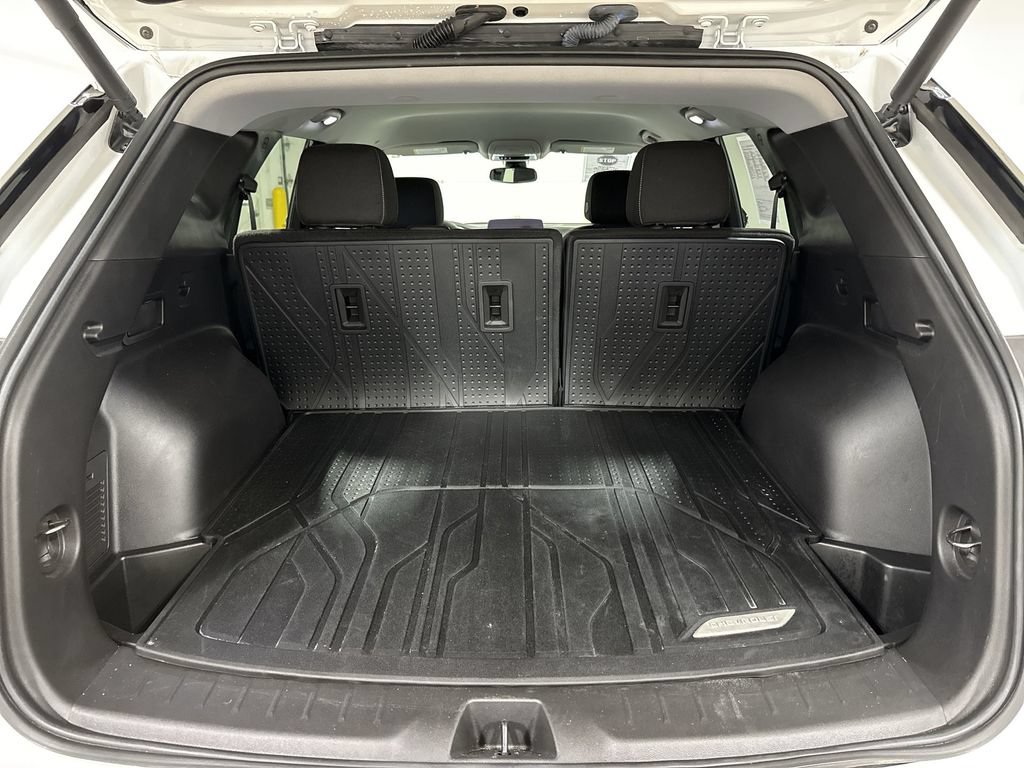 Used 2024 Chevrolet Blazer LT w/ Convenience Package FWD image 23