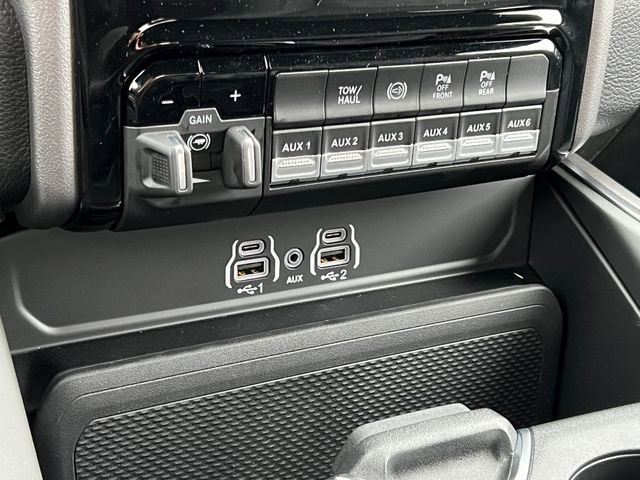 New 2026 RAM 3500 Big Horn image 28