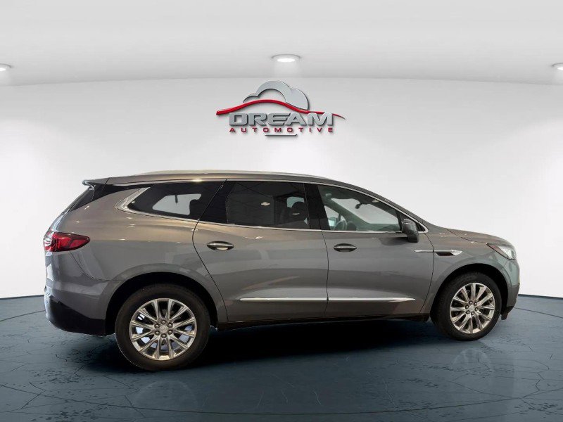 Used 2020 Buick Enclave Premium w/ Surround and Sites Package AWD/4WD image 25