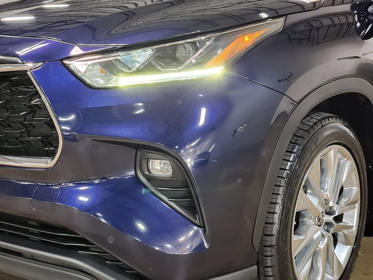 Used 2022 Toyota Highlander Limited FWD image 14