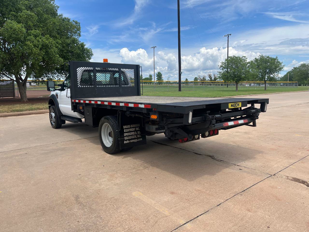 Used 2009 Ford F550 Luxury RWD image 6