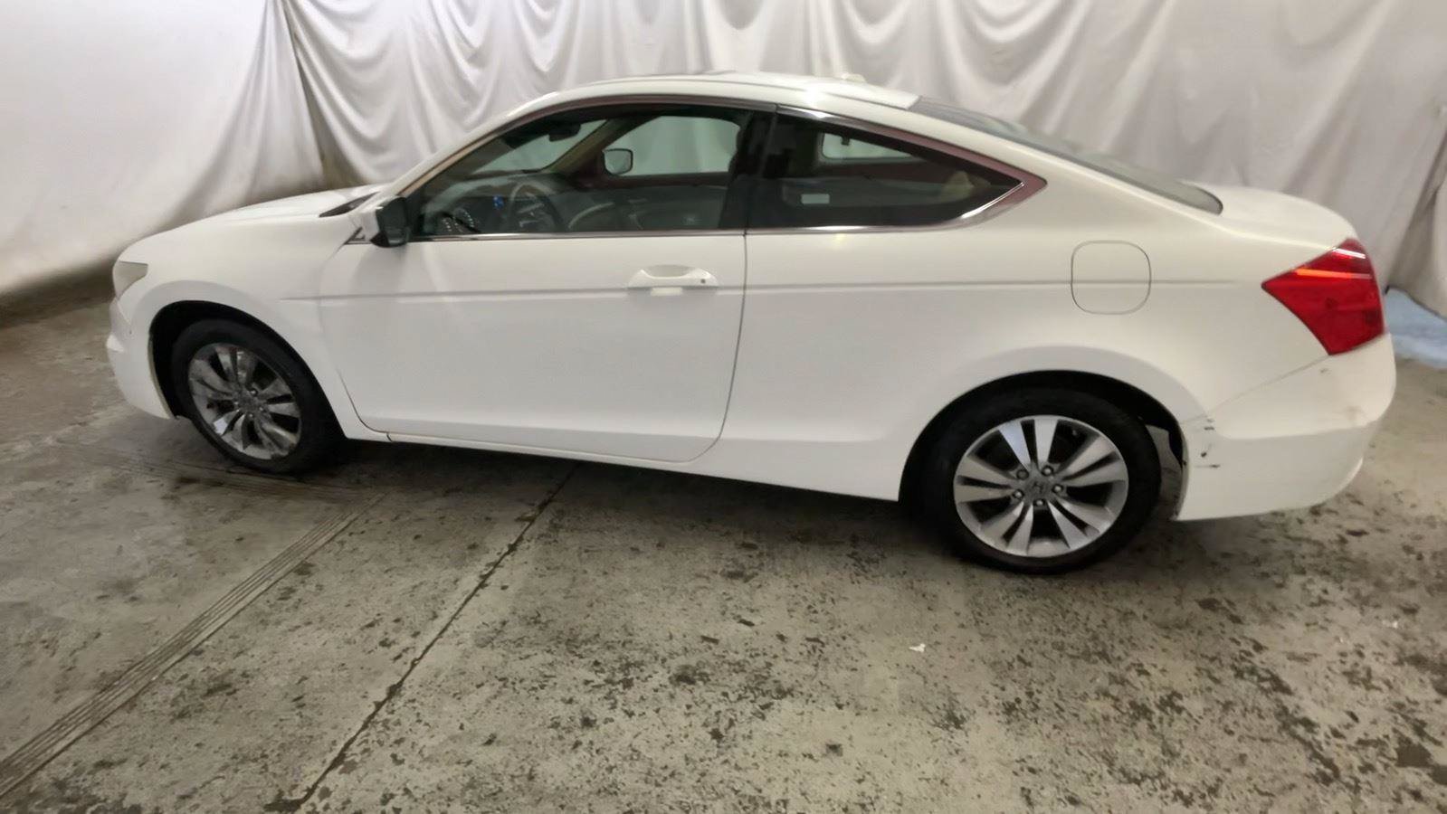 Used 2012 Honda Accord EX-L image 11
