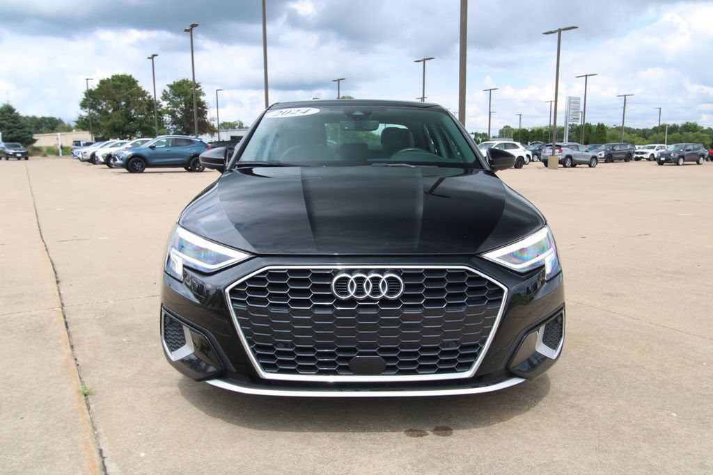 Used 2024 Audi A3 2.0T Premium FWD image 2