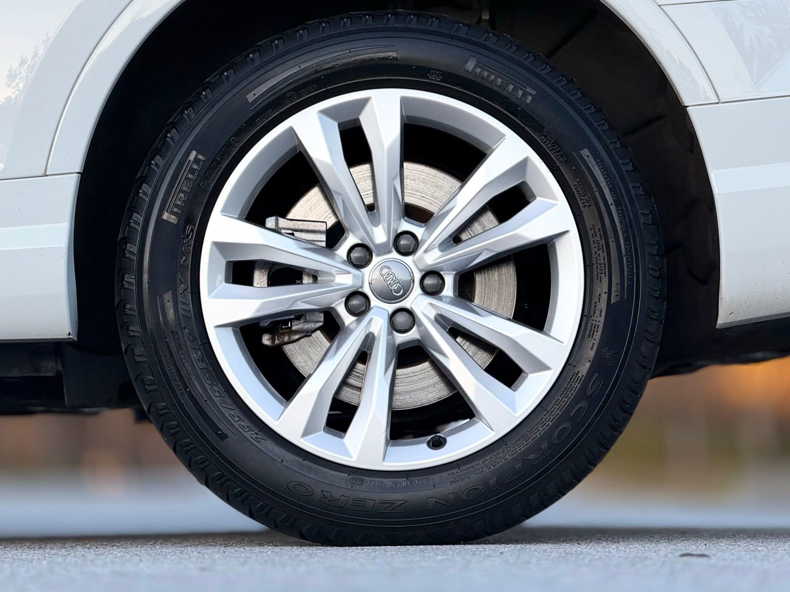 Used 2018 Audi Q7 3.0T Premium Plus image 18