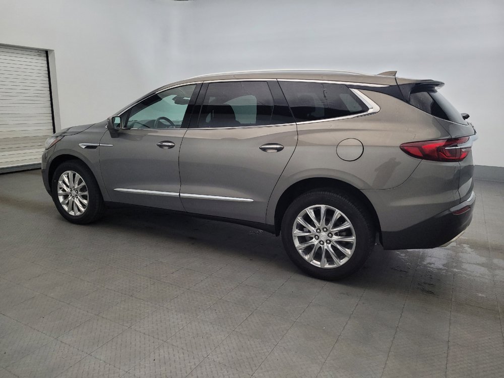 Used 2019 Buick Enclave Essence AWD/4WD image 3