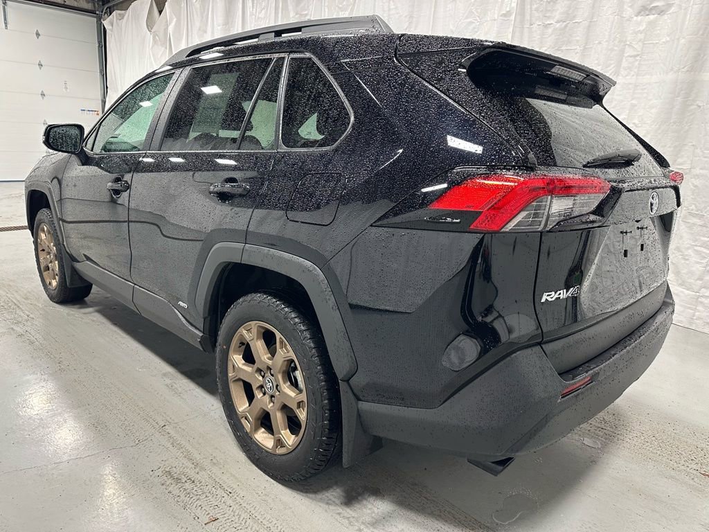Used 2025 Toyota RAV4 Woodland Edition image 5