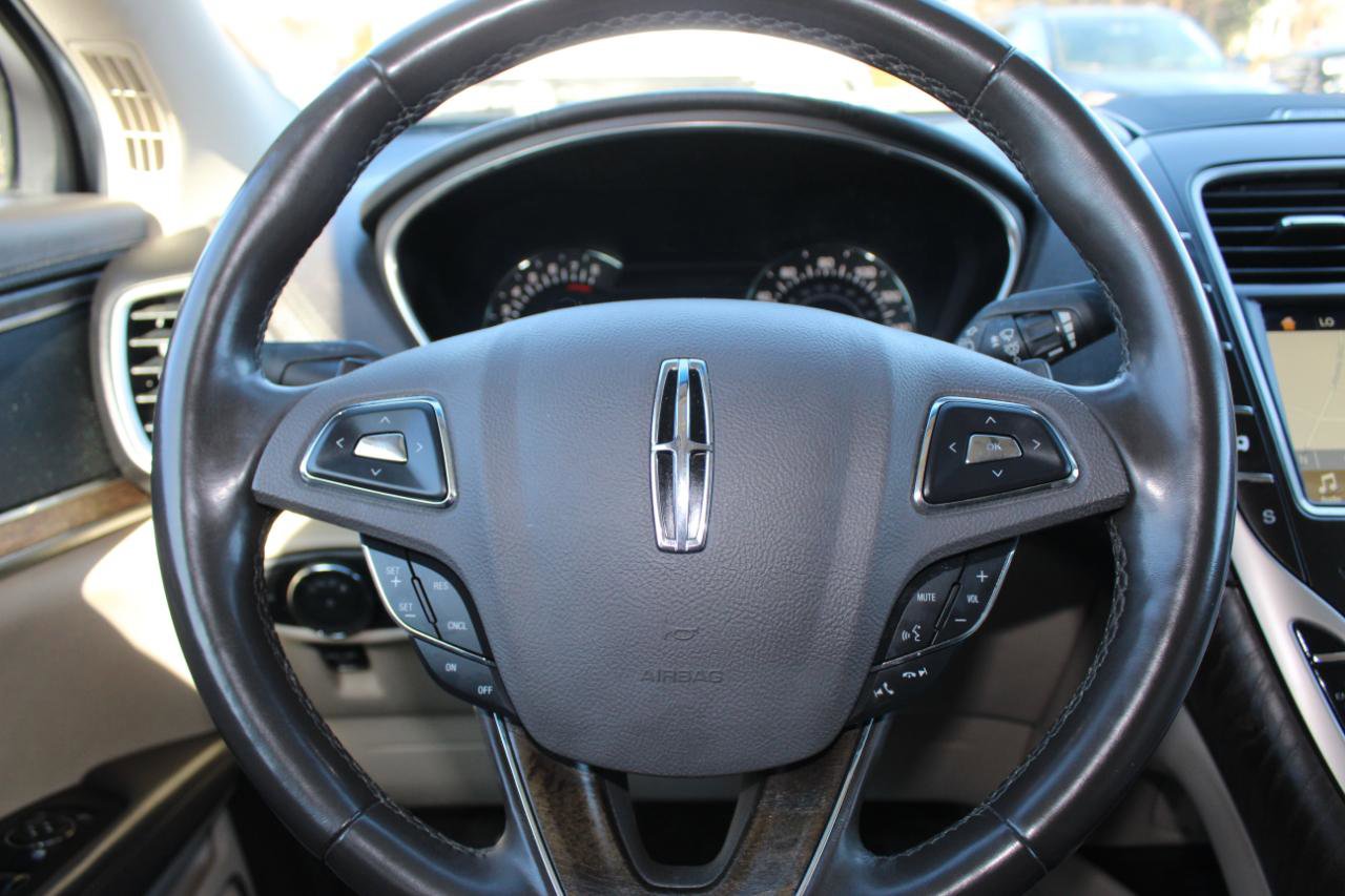 Used 2018 Lincoln MKX Reserve w/ Lincoln MKX Climate Package AWD/4WD image 24