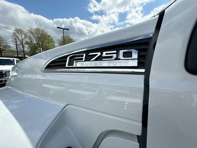 New 2027 Ford F750 2WD Regular Cab Super Duty image 20