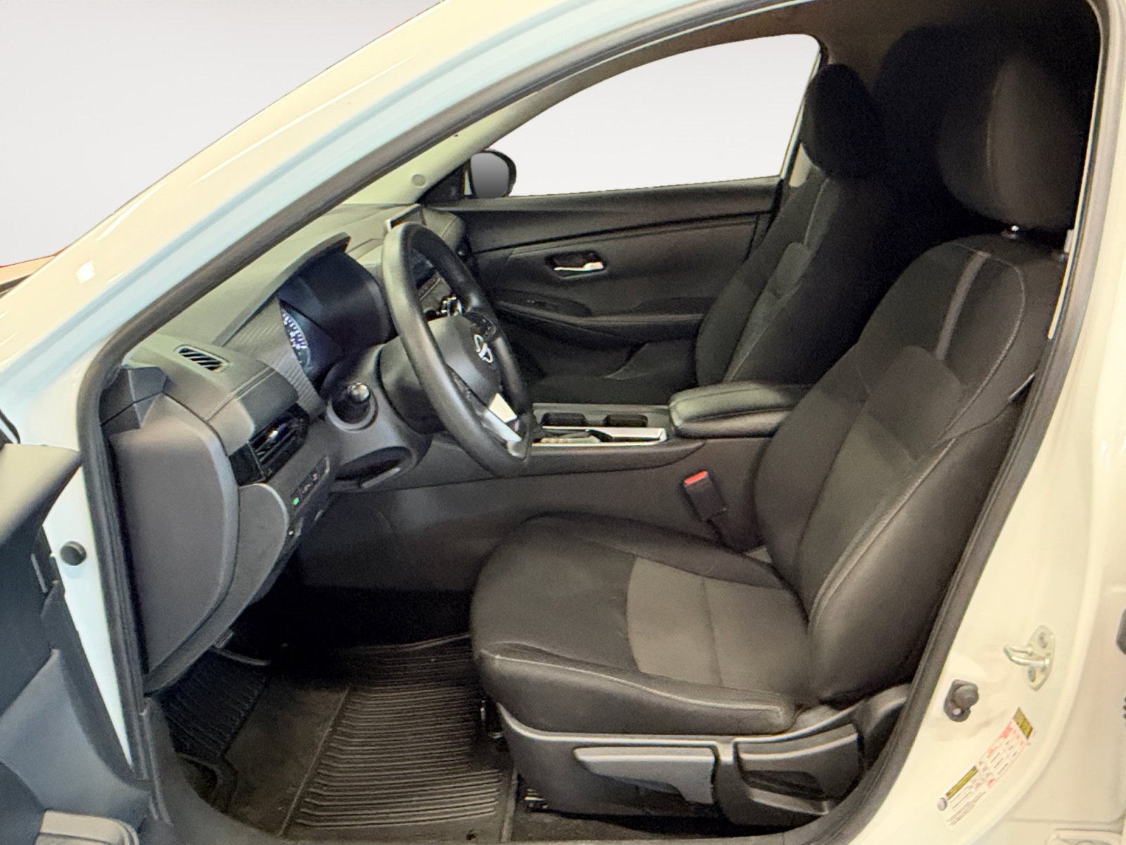 Used 2024 Nissan Sentra SV w/ Trunk Package FWD image 23