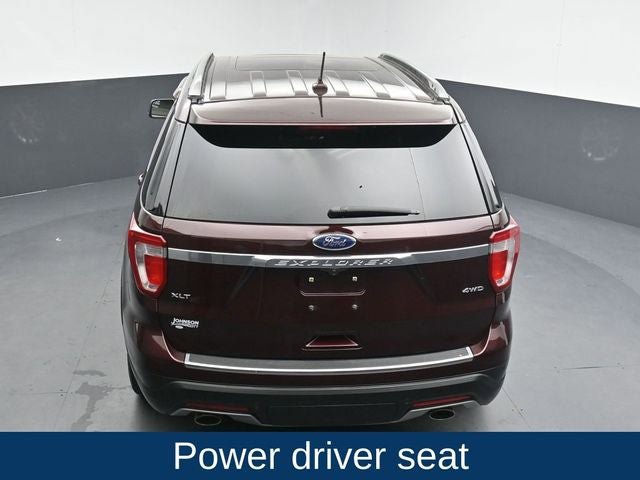 Used 2018 Ford Explorer XLT w/ Equipment Group 201A AWD/4WD image 18