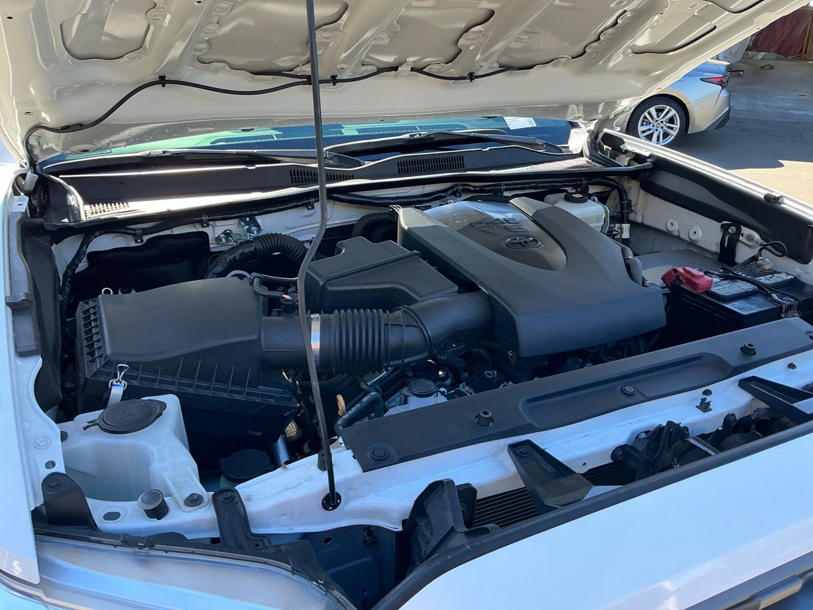 Used 2022 Toyota Tacoma TRD Off-Road w/ Technology Package image 22