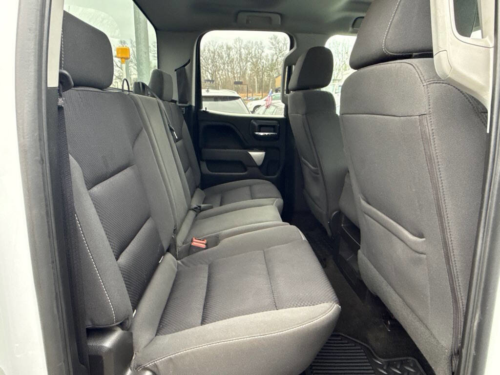 Used 2018 Chevrolet Silverado 1500 LT image 17