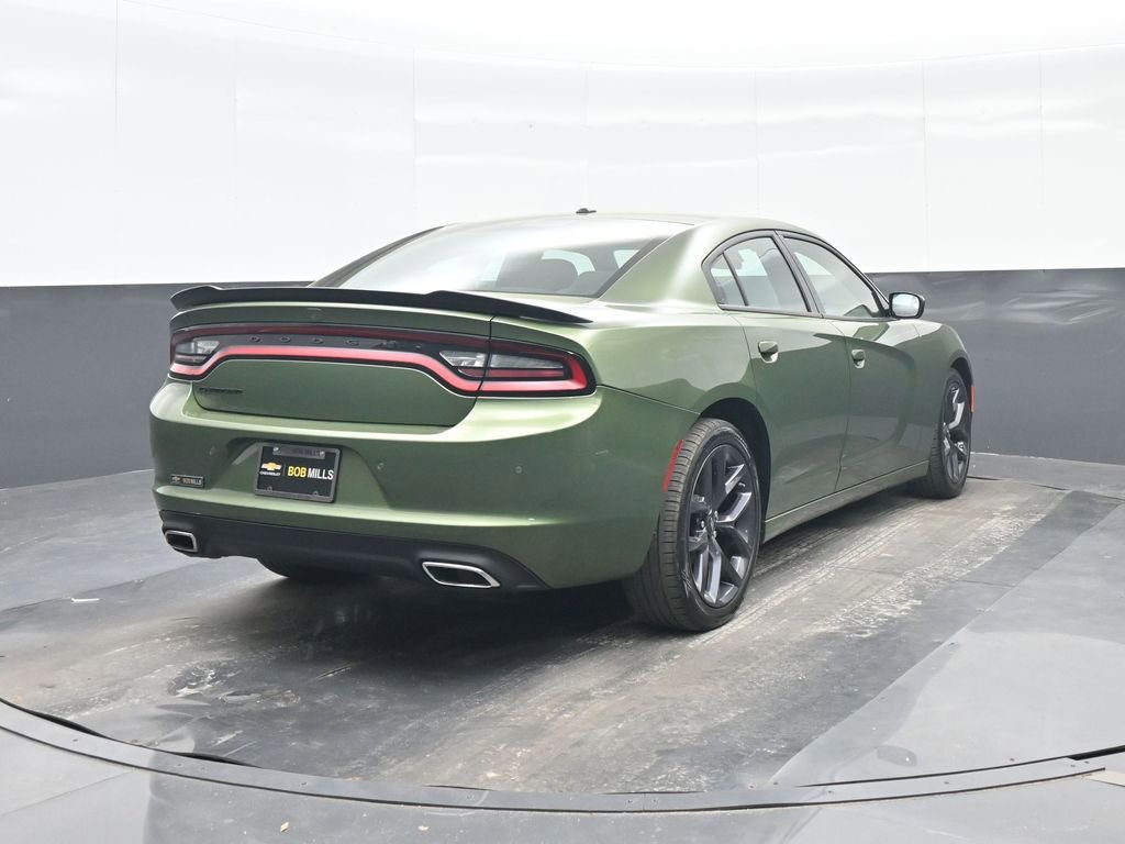 Used 2022 Dodge Charger SXT w/ Driver Convenience Group image 6