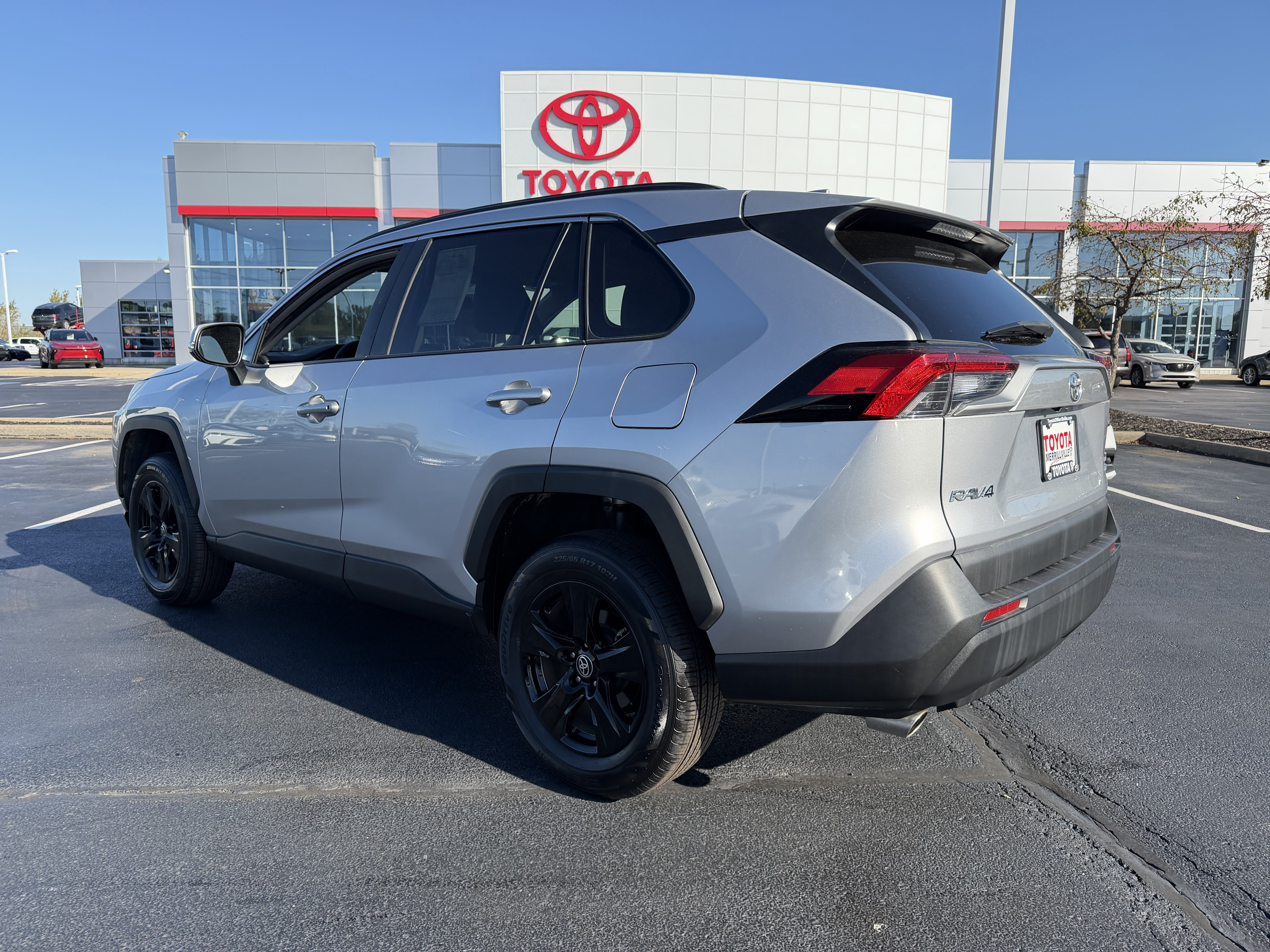Certified 2023 Toyota RAV4 XLE AWD/4WD image 5