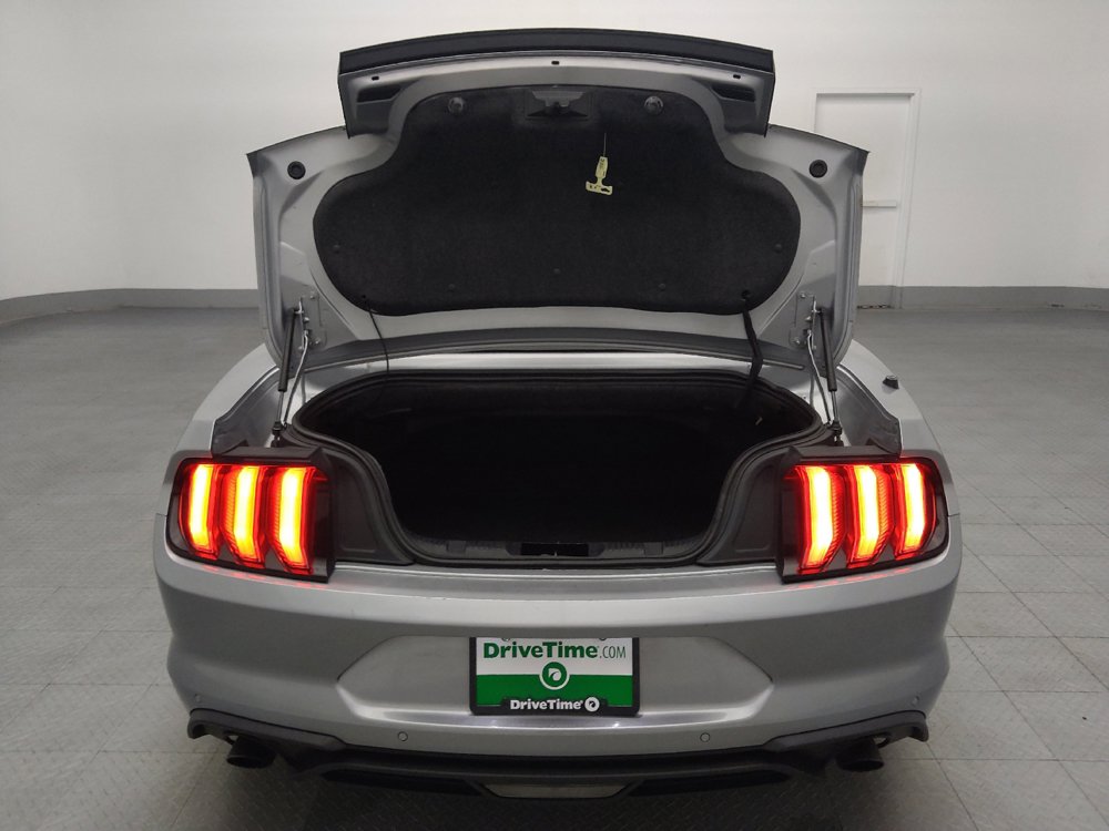 Used 2022 Ford Mustang Premium RWD image 29