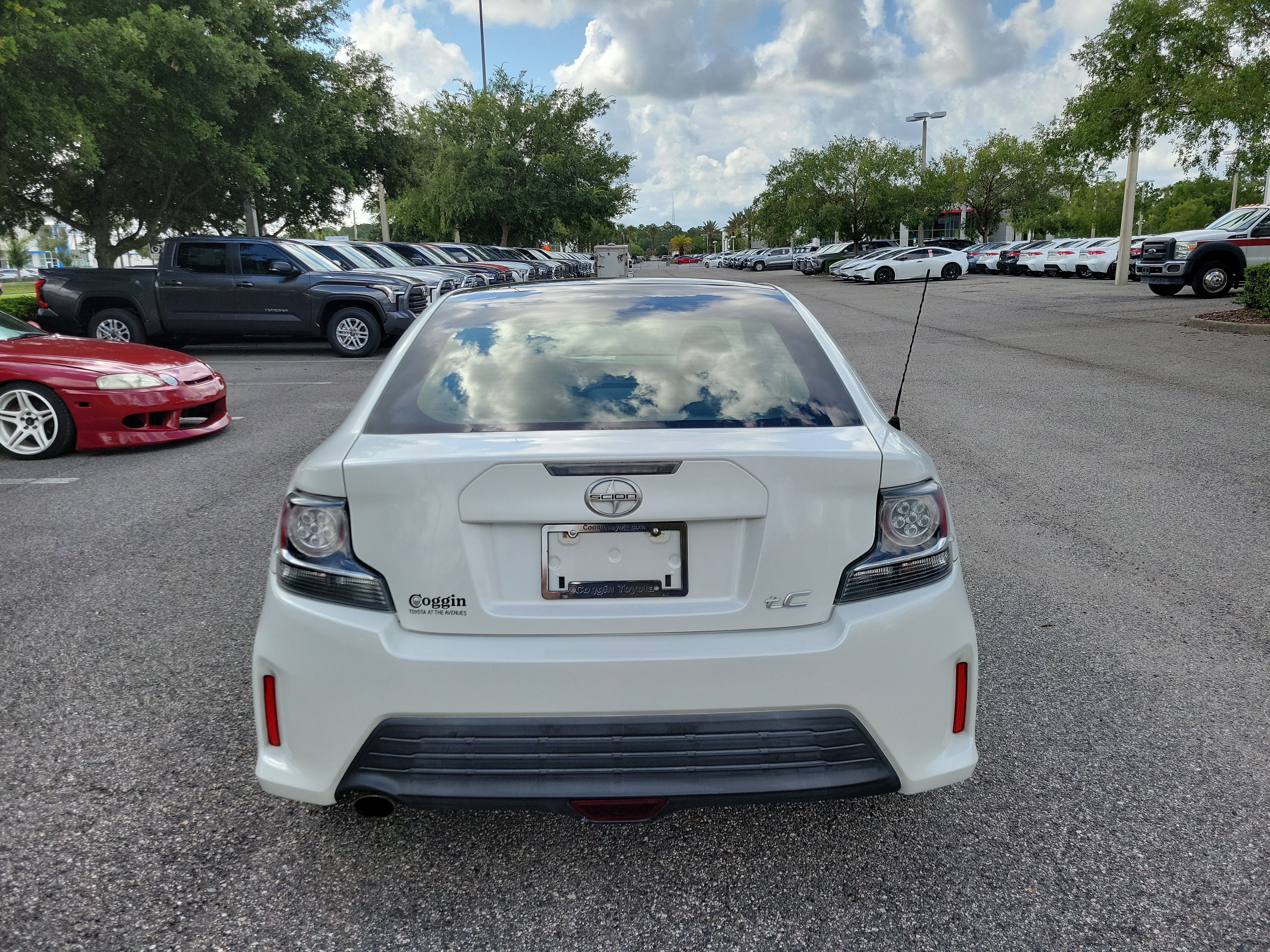 Used 2015 Scion tC FWD image 5