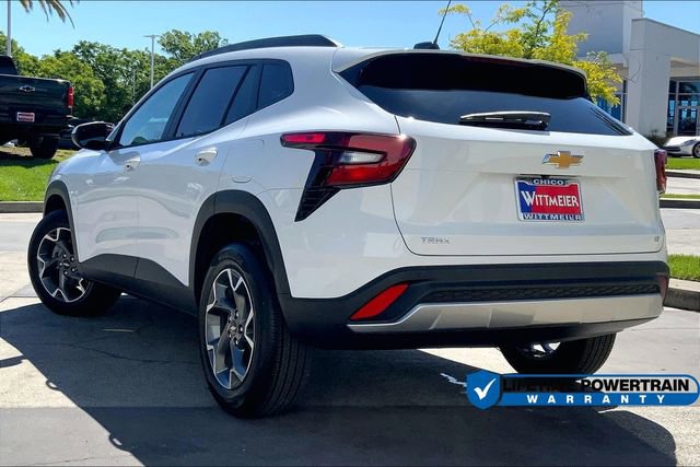 New 2025 Chevrolet Trax LT w/ Driver Confidence Package FWD image 3