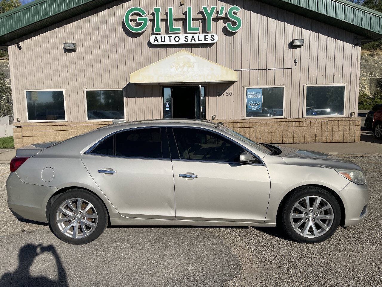 Used 2015 Chevrolet Malibu LTZ FWD image 1