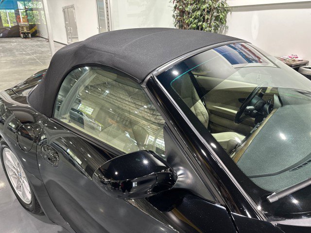 Used 2003 BMW Z4 2.5i RWD image 41