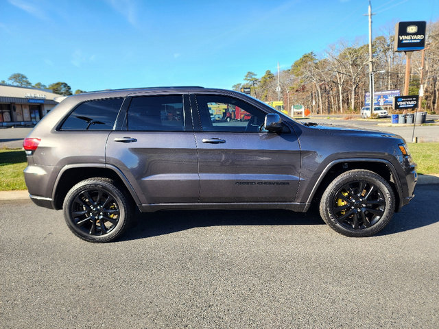Certified 2021 Jeep Grand Cherokee Laredo X image 23