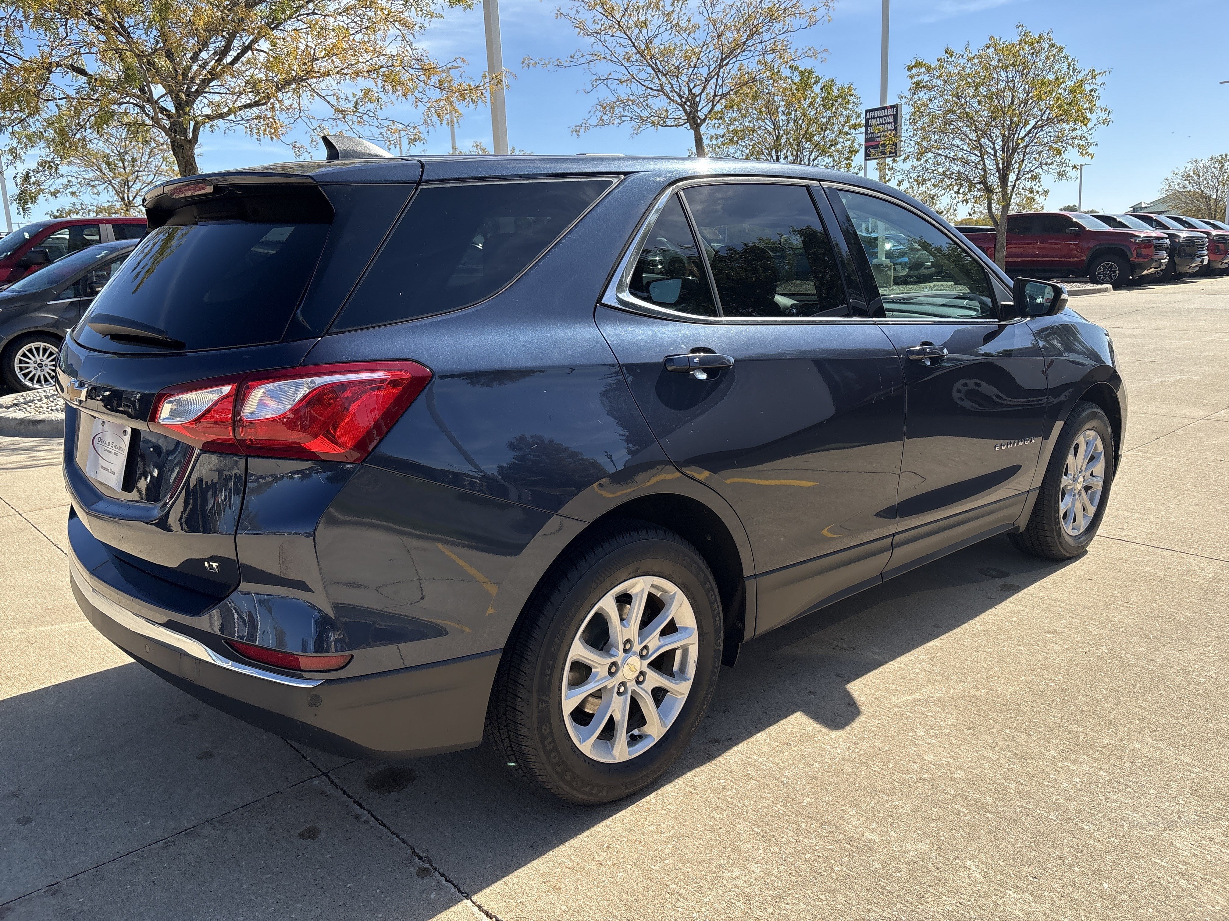 Used 2018 Chevrolet Equinox LT FWD image 8