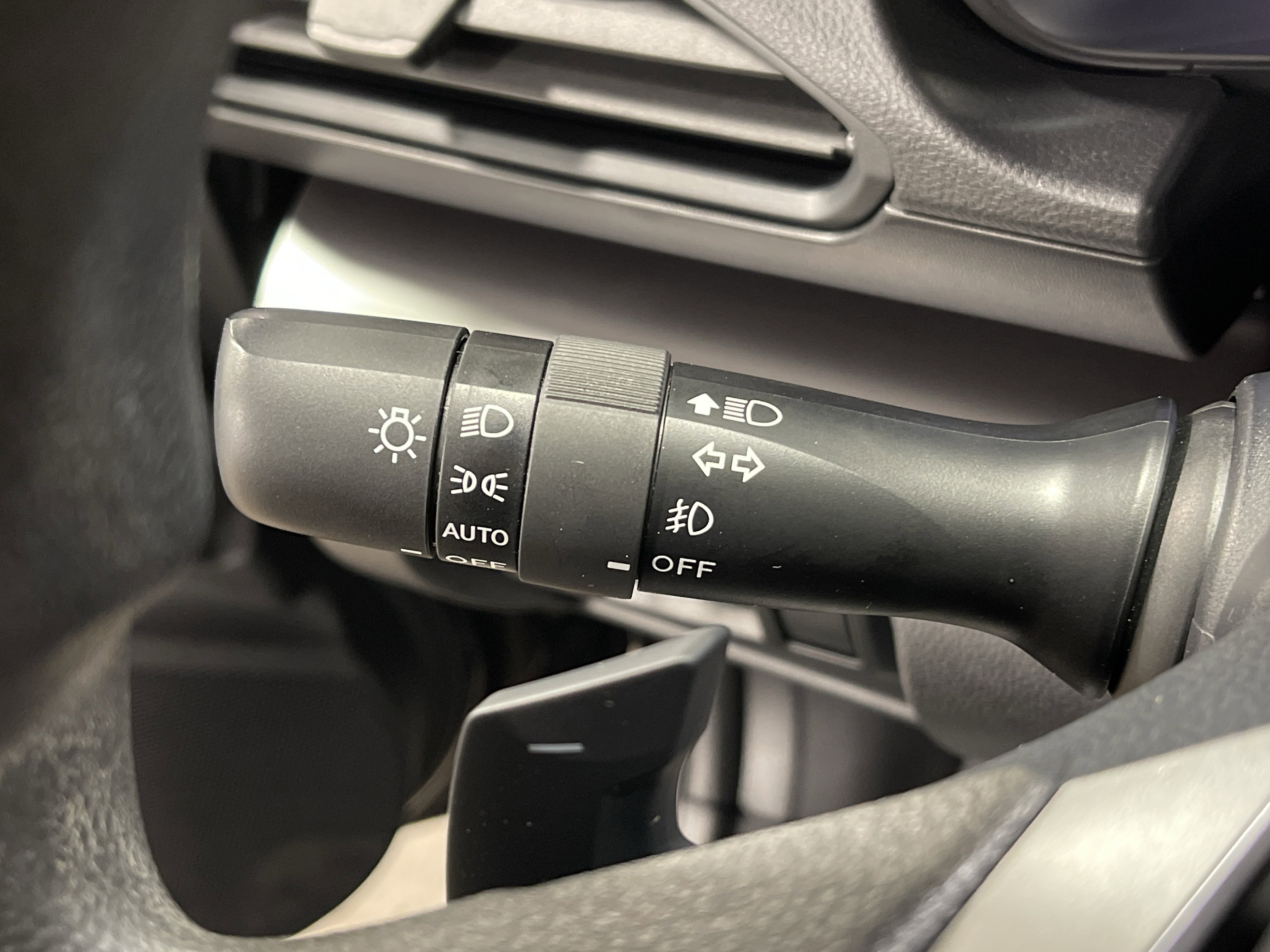 Used 2024 Subaru Impreza 2.0i Sport image 19