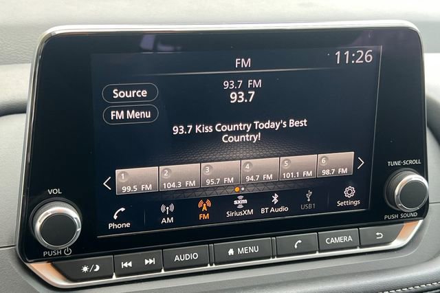 Used 2024 Nissan Rogue SV image 25