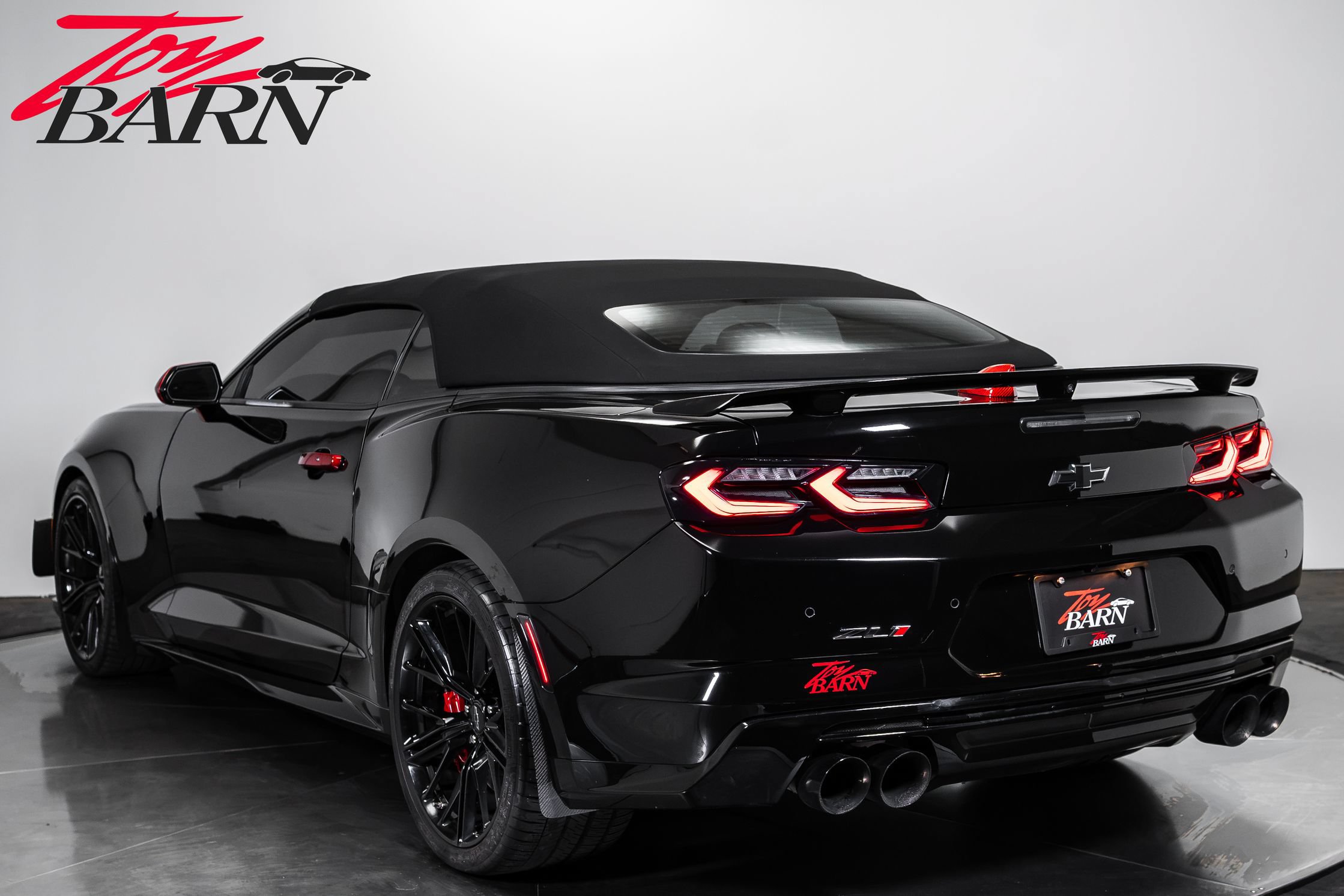Used 2022 Chevrolet Camaro ZL1 RWD image 11