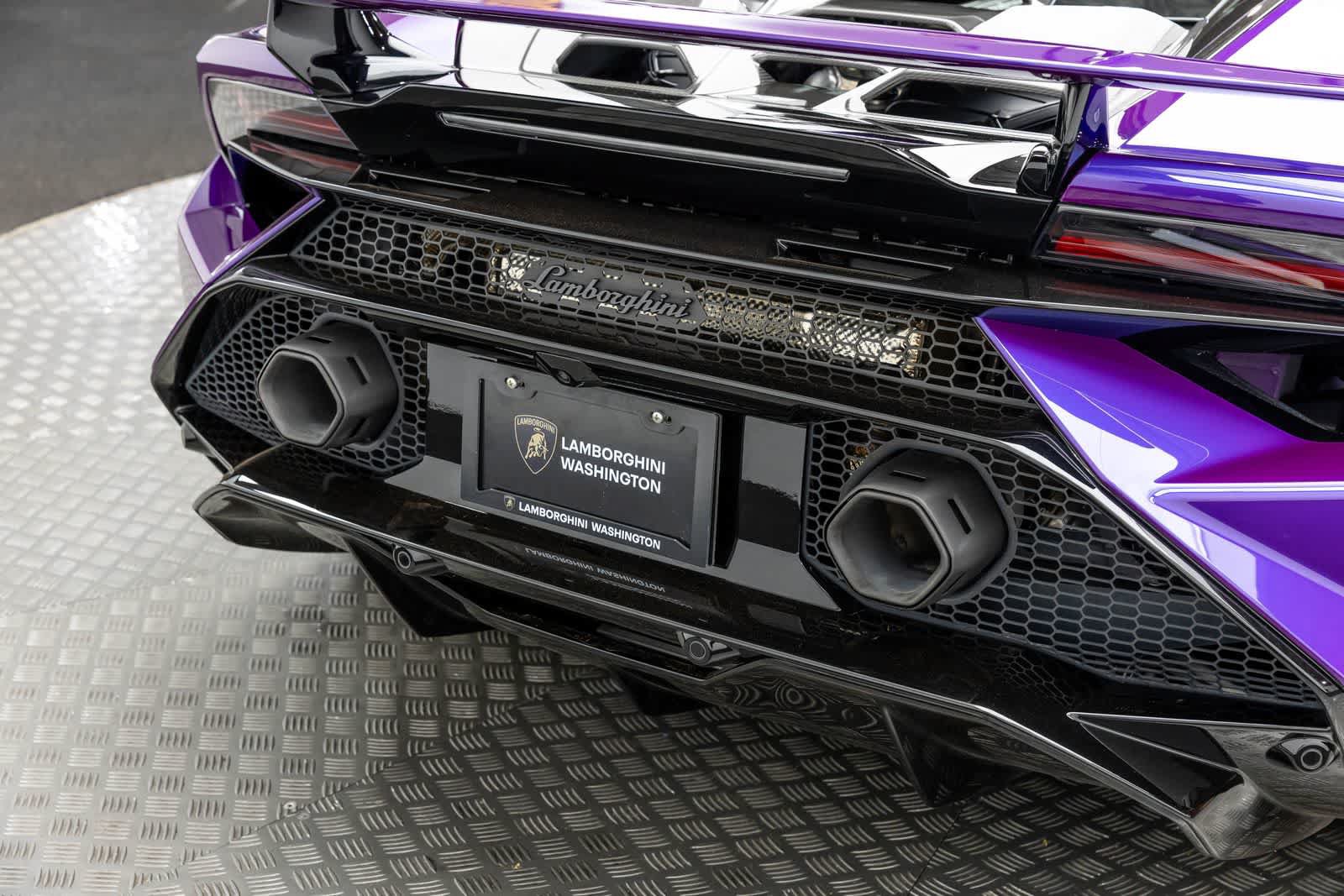 Used 2024 Lamborghini Huracan Tecnica RWD image 58